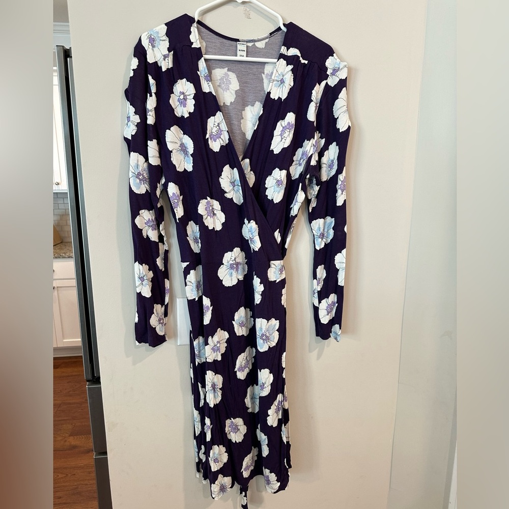 Old Navy long sleeve wrap dress